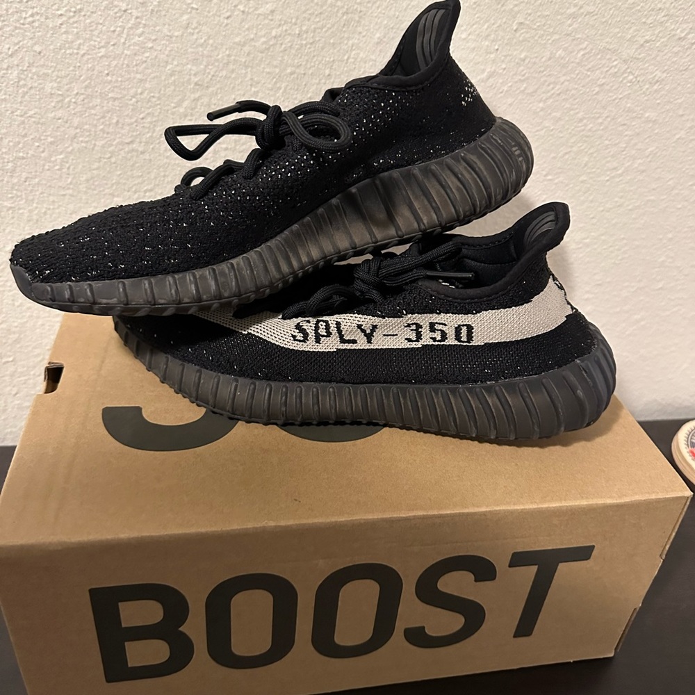 Yeezy 350 OREO